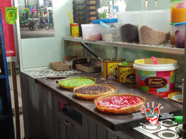 Manis dan Gurih, Martabak Kubang ini Ada Tiga Varian, Coklat, Original dan Pandan