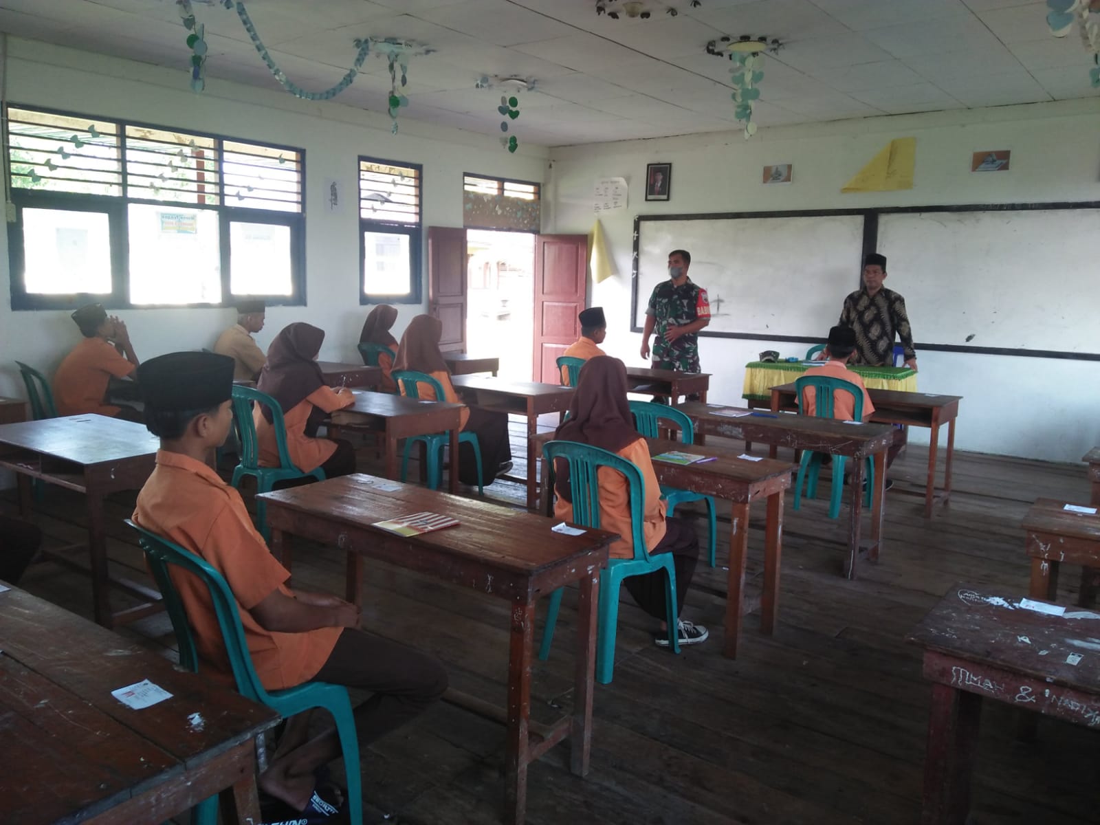 Serda Mas Yayat Berikan Motivasi Kepada Siswa/i Tsanawiyah Al Huda