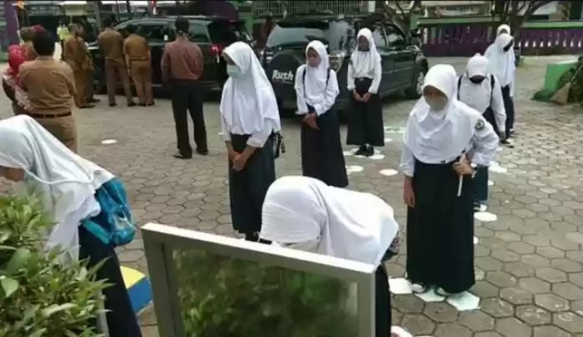 Tangkal Covid-19, Dinkes DKI Dorong Gerakan Cuci Tangan Masuk Ekskul di Sekolah