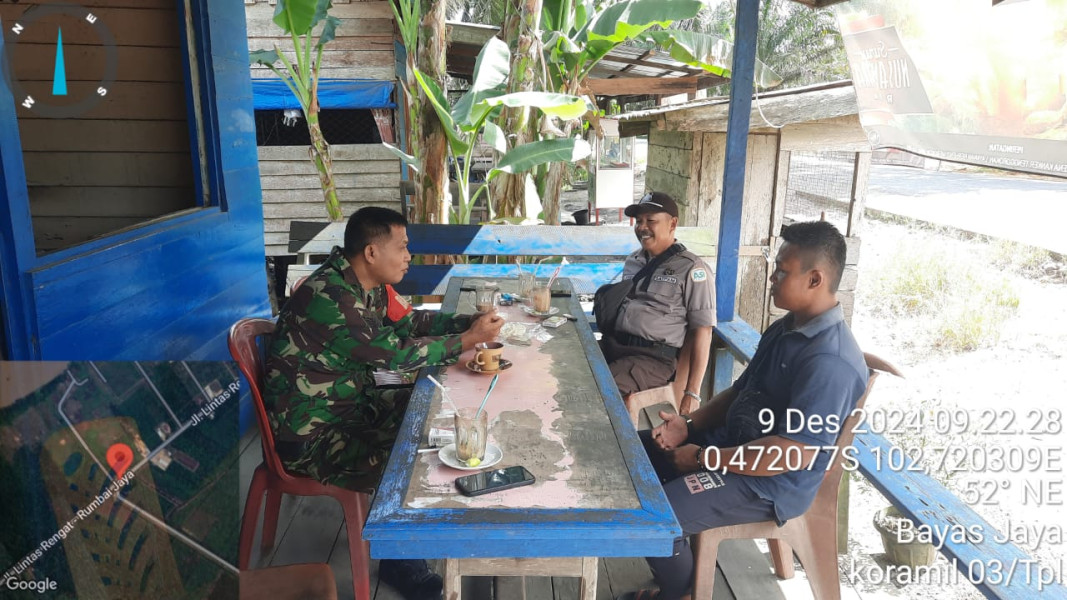 Komsos Dengan Security, Babinsa Koramil 03/Tpl Himbau Tingkatkan Keamanan