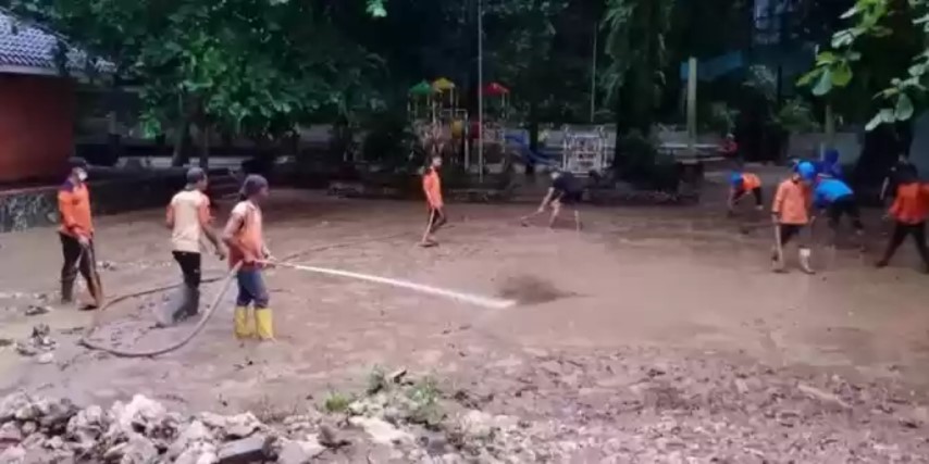 Banjir Bandang di Kudus Diduga Kuat Akibat Hutan Gundul