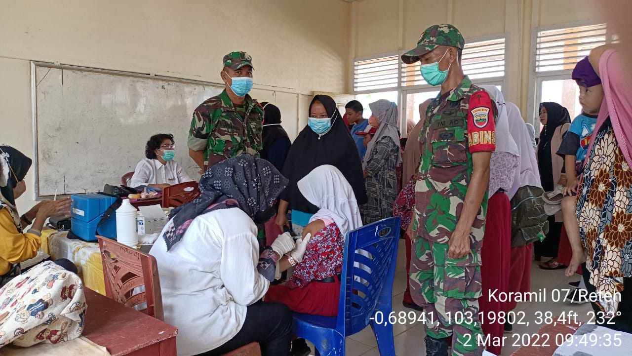 Babinsa Koramil 07/Reteh Menghimbau Kepada Anak Sekolah SDN 009 dan SDN 017 Pulau Kijang