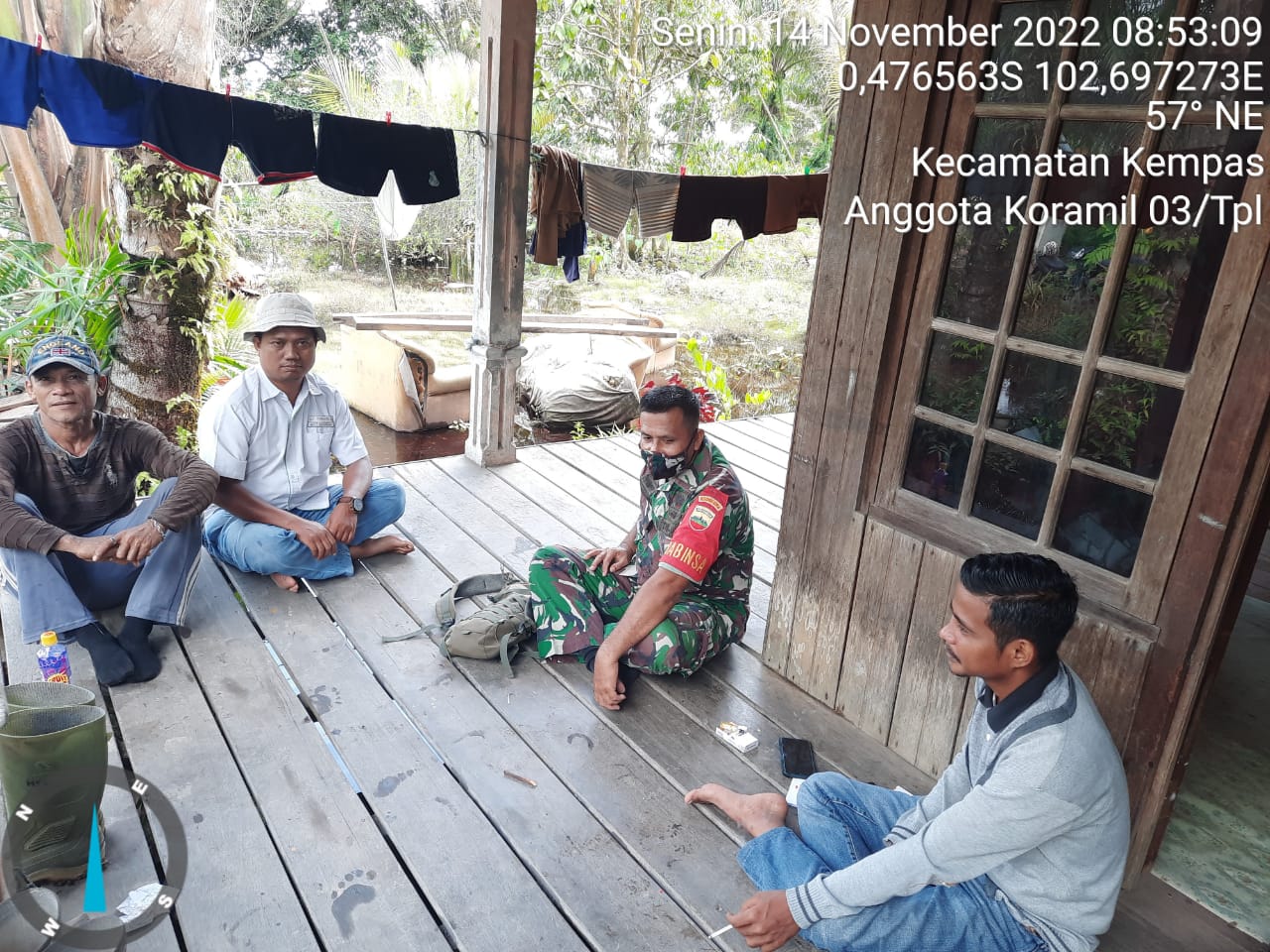 Sambangi Tomas Babinsa 03/Tempuling Serma Damrianto Bina Keakraban