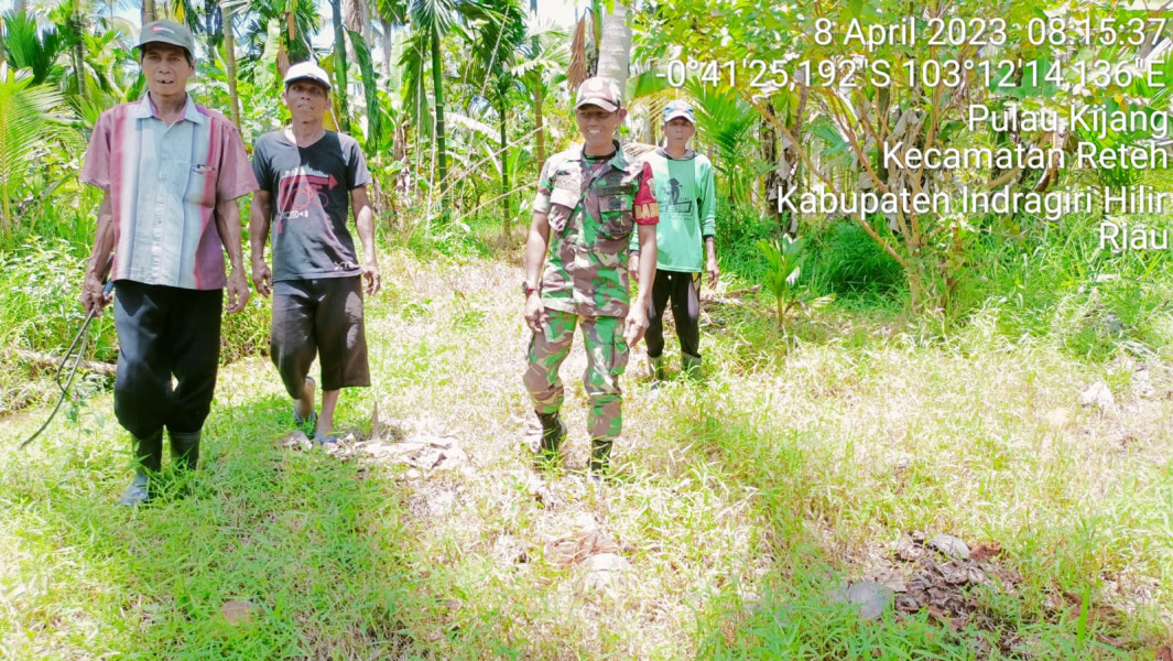 Sosialisasi Karhutla Bersama Babinsa Koramil 07/Reteh di Wilayah Binaan