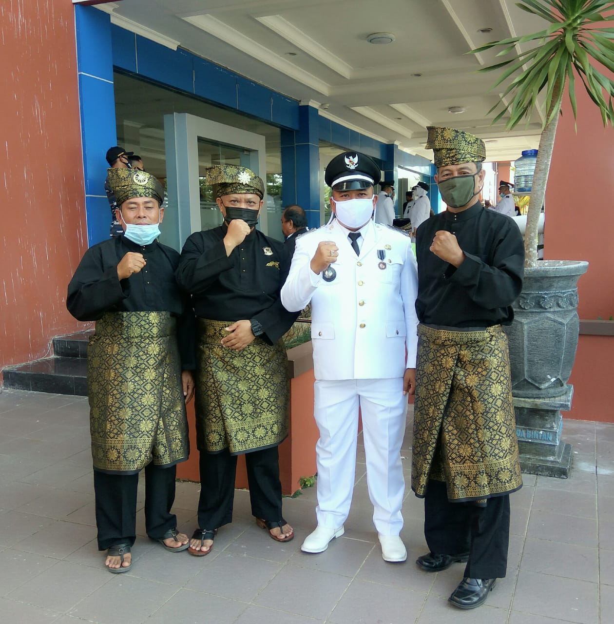 LAM Menghimbau Masyarakat Bintan Harap Tenang Terkait Isu Bupati Bintan ke Jakarta Usai Pelantikan  LAM Menghimbau Masyarakat Bintan Harap Tenang Terkait Isu Bupati Bintan ke Jakarta Usai Pelantikan