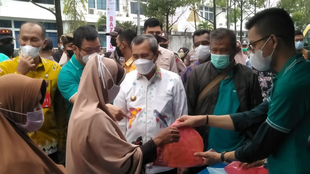 Jelang Idul Fitri 1443 H, Pemprov Riau Gelar Puncak Pasar Murah di Pekanbaru