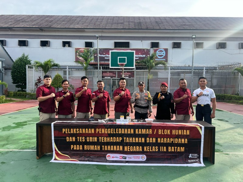 Purwo Aji Prasetyo, KPR Kelas II A Batam Pimpin Razia Gabungan Blok Hunian Warga Binaan
