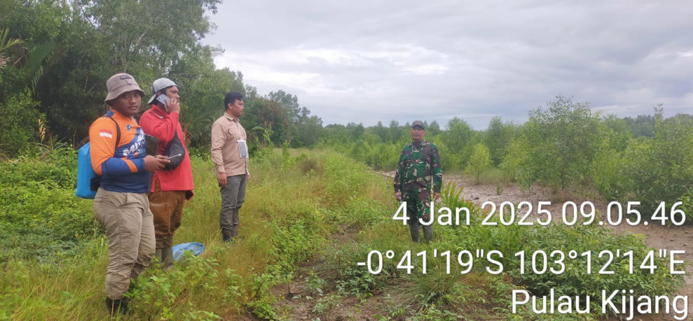 TNI-Masyarakat Bersatu Lawan Karhutla di Kecamatan Reteh