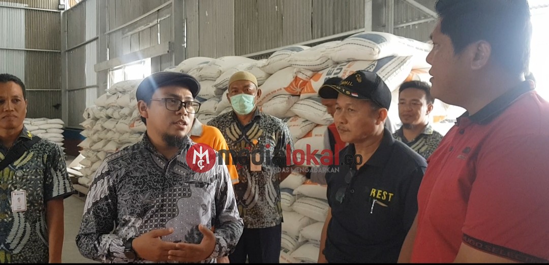 Antisipasi Kelangkaan Akibat Corona, Satgas Pangan Polres Inhil Sidak Ke Gudang Bulog
