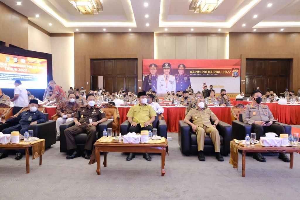 Gelar Rapim, Kapolda Riau : Para Panelis Memberikan Masukan Sangat Berharga Bagi Kami