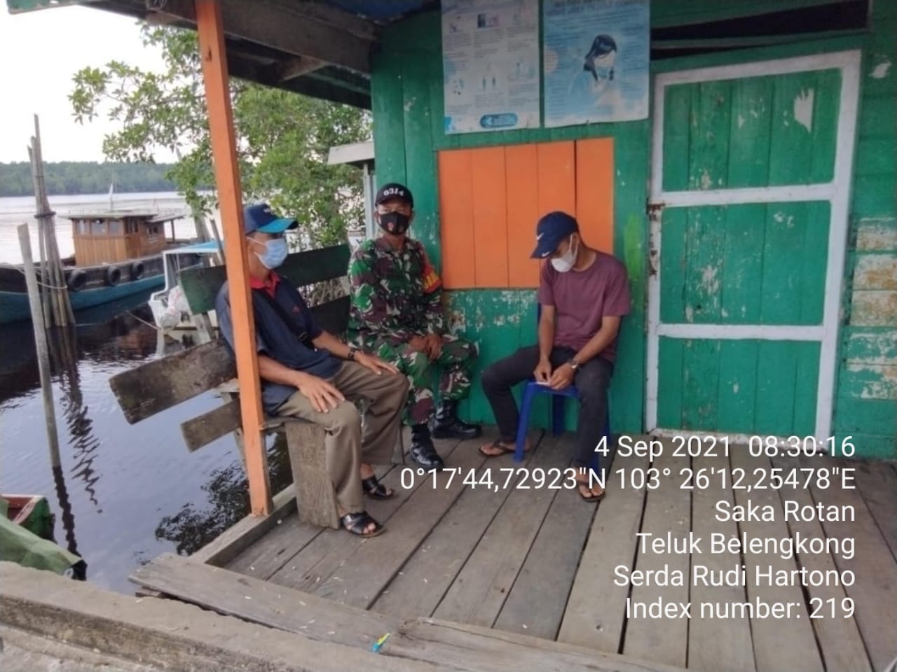 Rutinitas di Wilayah Binaan, Babinsa Sakarotan Komsos Terkait Cuaca Ekstrim