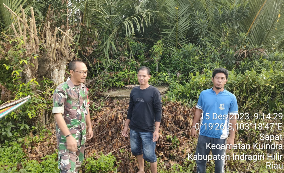 Guna Cegah Kebakaran, Babinsa Koramil 04/Kuindra Turun Untuk Patroli Karlahut Bersama Masyarakat