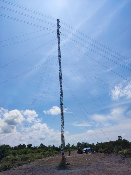 Tingkatkan Keandalan Sistem Kelistrikan ke Pulau Bangka, PLN Rampungkan  Tower Emergency Line #2 Kenten - Tanjung Api Api Palembang