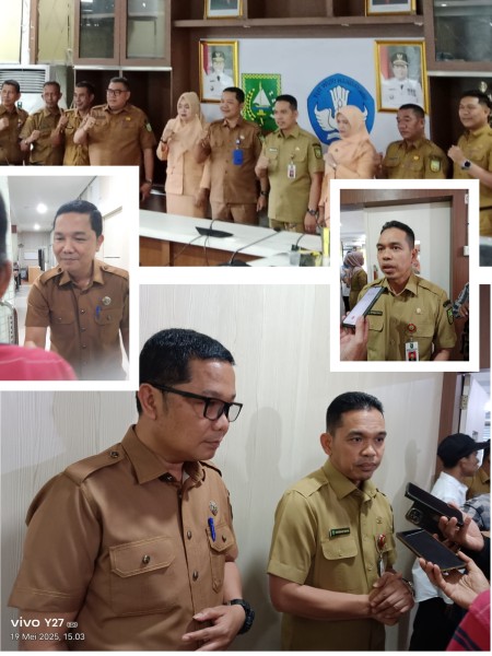 Alasan Aula Kecil, Wartawan Dilarang Meliput Sertijab Pejabat Eselon III Disdik Riau Alasan Aula Kecil, Wartawan Dilarang Meliput Sertijab Pejabat Eselon III Disdik Riau