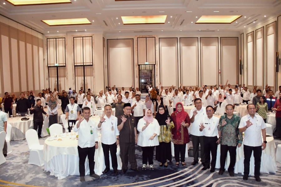 Bahas Tangggung Jawab Sosial Perusahaan, Bupati Kasmarni Kumpul Bersama Pengusaha.