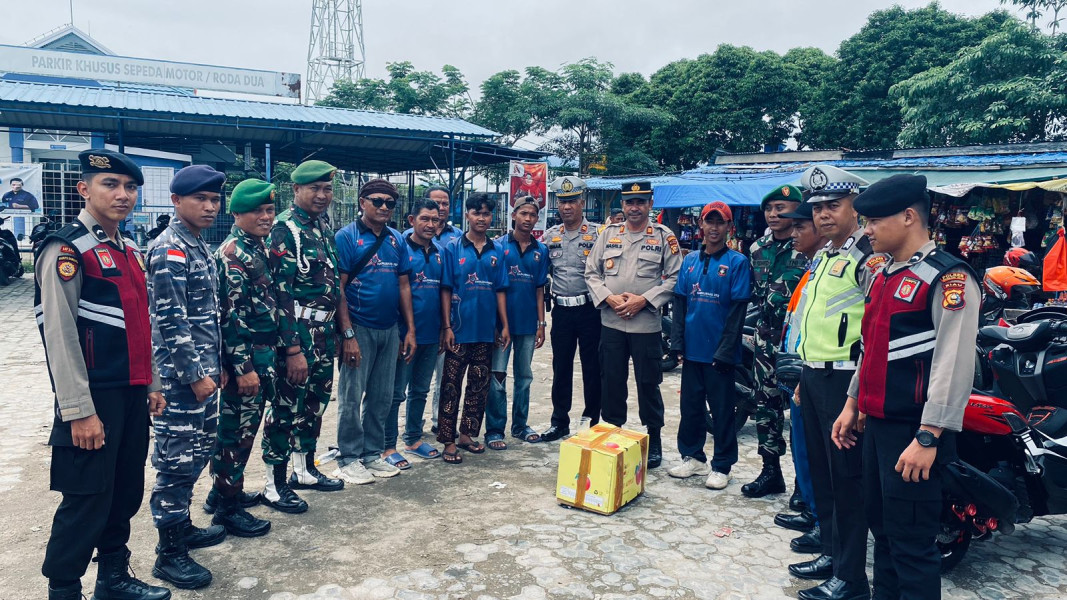 Hari Buruh, Polres Inhil Patroli di Dua Perusahaan