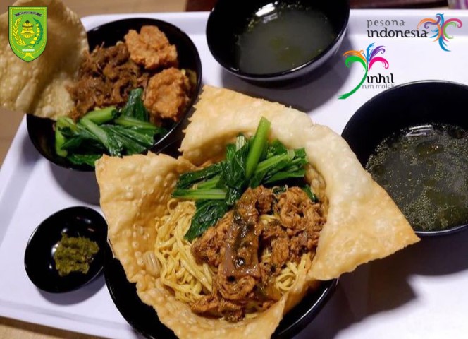 Rasakan Nikmatnya Mie Ayam Waroeng Hot Cafe