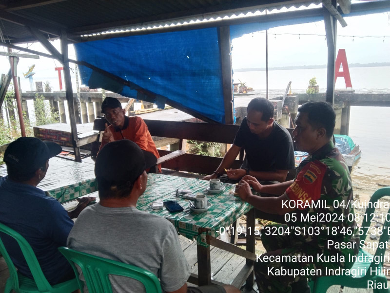 Babinsa Koramil 04/Kuindra Ajak Masyarakat Untuk Jaga Keamanan dan Ketenteraman di Wilayah Binaan