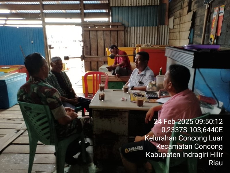 Babinsa Koramil 04/Kuindra Berpesan kepada Masyarakat Tetap Hati-Hati Menghadapi Cuaca yang Tidak Menentu