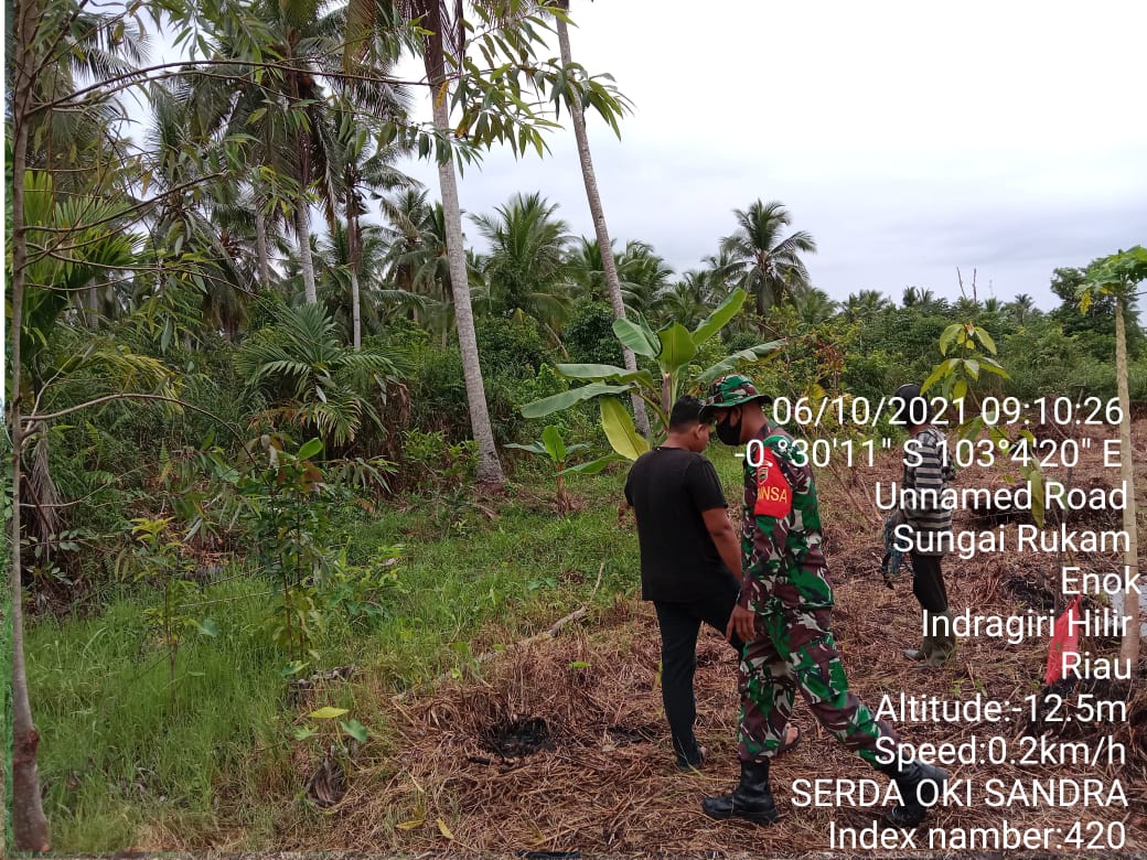 Patroli Karhutla di Sungai Rukam Rutin Dilakukan Oleh Babinsa