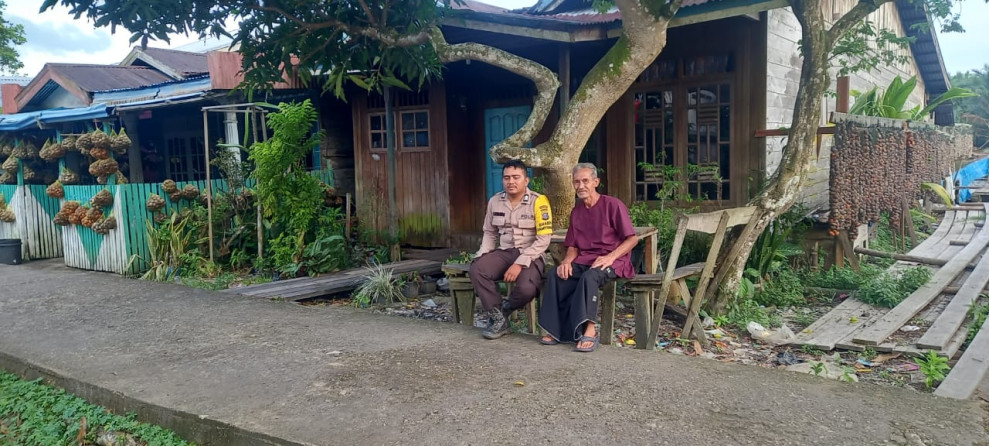 Cooling System Dalam Rangka Mantap Praja  Bhabinkamtibmas Ajak Warga  Wujudkan Pilkada Damai