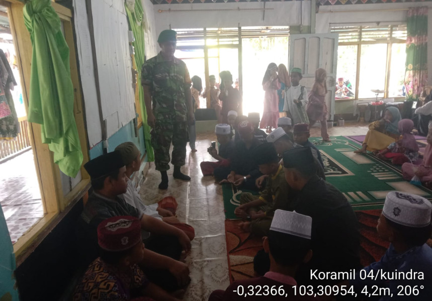 Kepedulian Babinsa Koramil 04/Kuindra Terhadap Anak-anak Tahfidz Rutin Terlaksana Dengan Baik