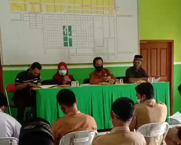 Pemdes Desa Tanjung Damai Kecamatan Siak Kecil Gelar Musdes Terkait Penetapan AD/ART Bumdesa..
