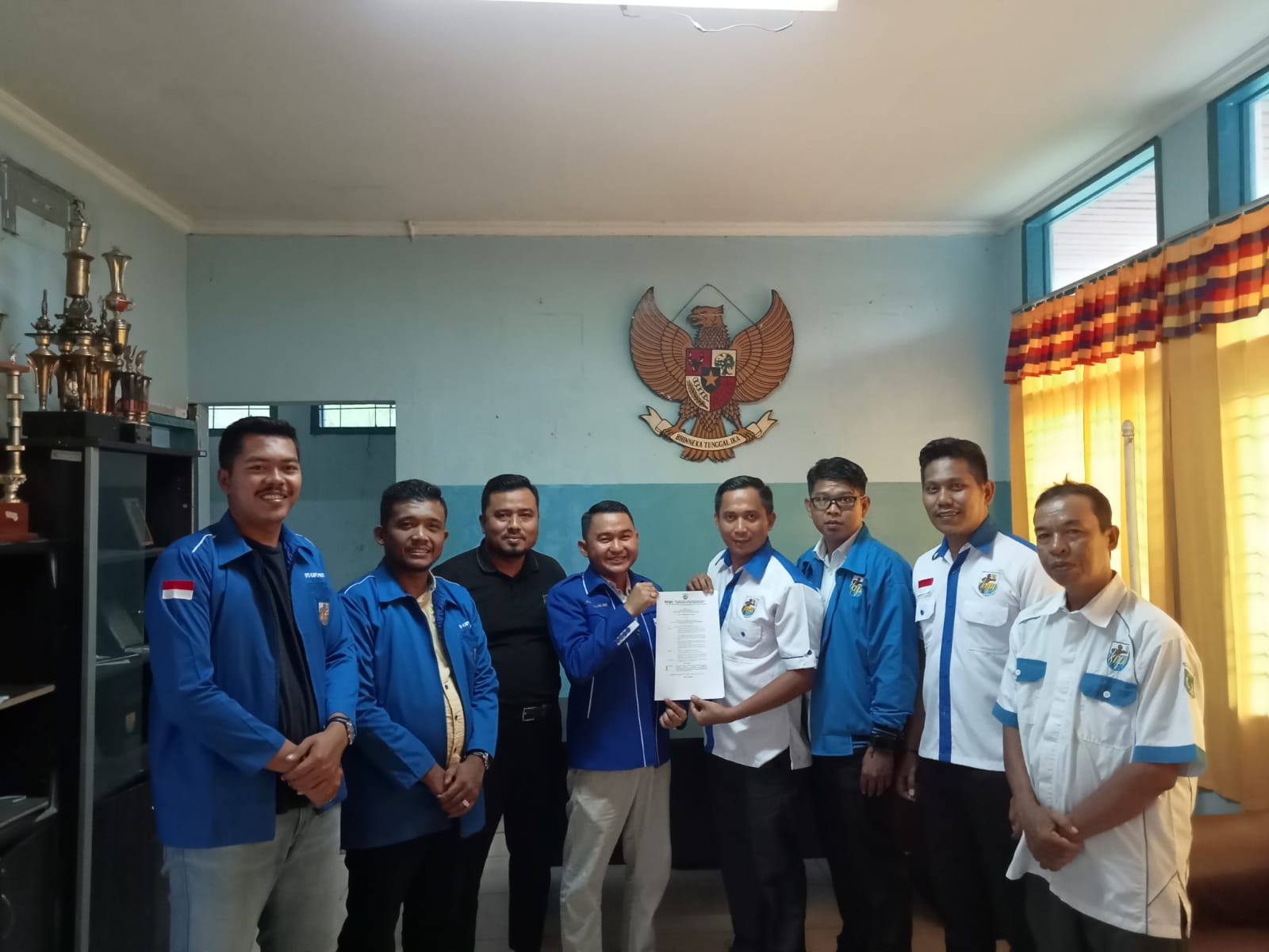 Hidupkan Kembali Rumah Pemuda, DPD KNPI Provinsi Riau Serahkan SK Karateker Kabupaten Inhil 