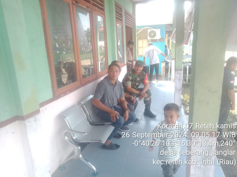 Koramil 07/Reteh Tingkatkan Silaturrahmi Antar Sesama Melalui Komsos di Binaan