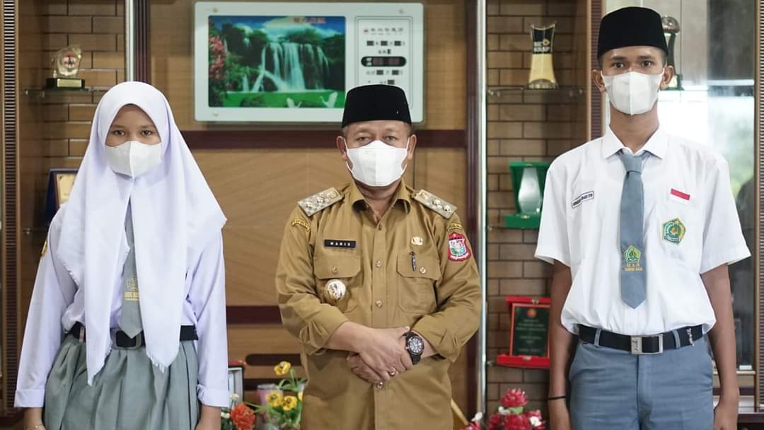 Plt Wali Kota Terima Dua Siswa Berprestasi Wakili Tanjungbalai Anggota Paskibra Sumut