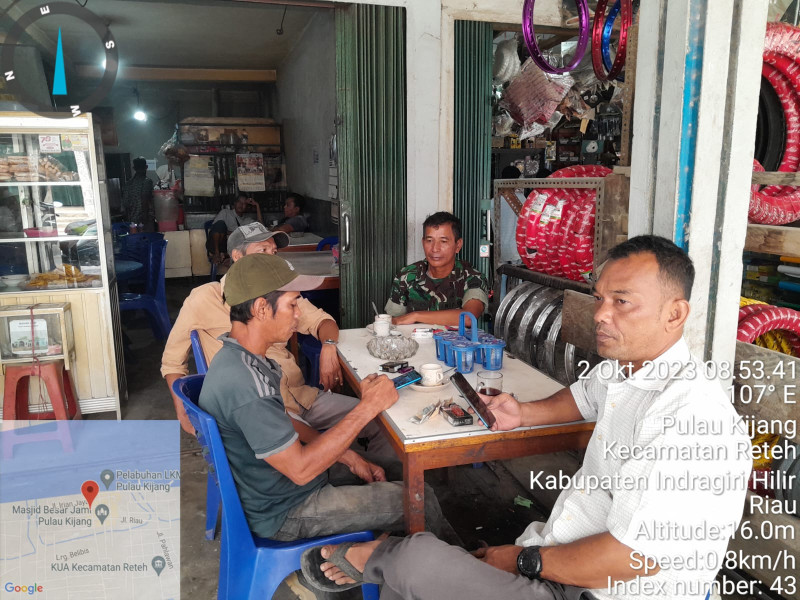 Ciptakan Situasi Yang Kondusif, Koramil 07/Reteh Jaga Selalu Keamanan dan Ketertiban Lingkungan