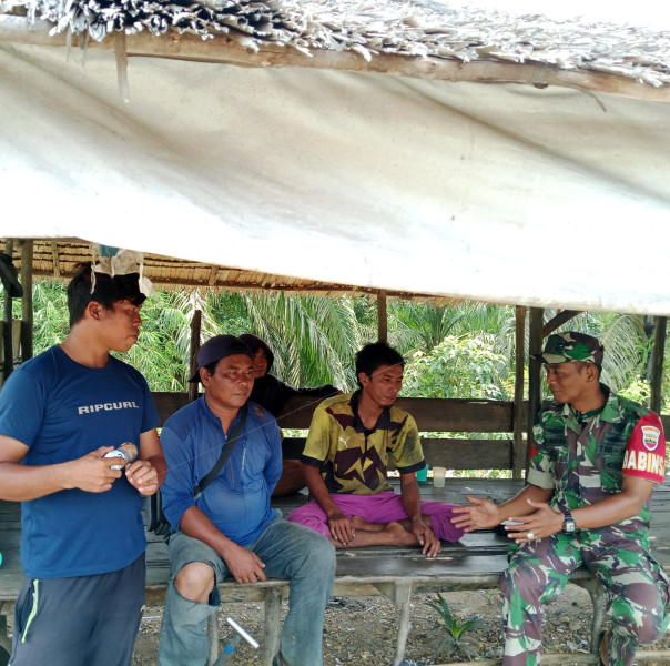 Babinsa Koramil 09/Kmg Berikan Informasi Terkait Seleksi Penerimaan Prajurit TNI AD