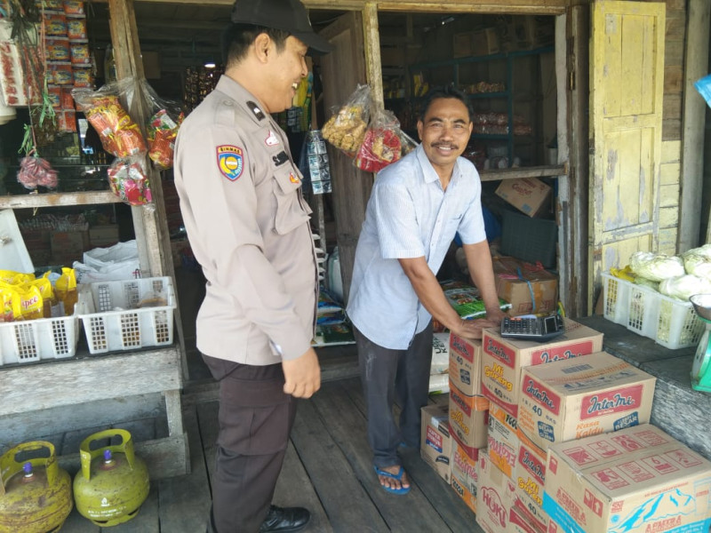 Bhabinkamtibmas Desa Simpang Gaung Aipda Safrizal Zufri Laksanakan Giat Sambang Warga Binaan Dan Sampaikan Pesan-pesan Kamtibmas