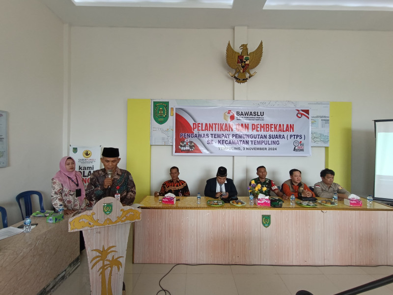 Babinsa Koramil 03/Tpl Hadiri Pelantikan Pengawas TPS Kecamatan Tempuling