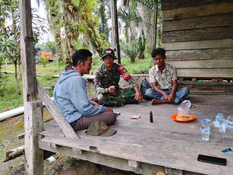 Babinsa Tempuling Kawal Kampung Pancasila: Sinergi Wujudkan Kerukunan dan Kedamaian