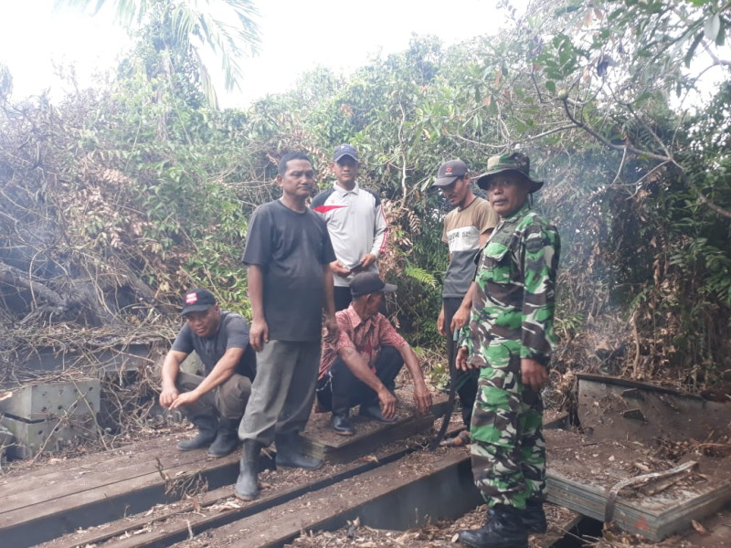 Babinsa Koramil 05/GAS Ingatkan Warga Agar Tidak Dibenarkan Untuk Membakar Lahan