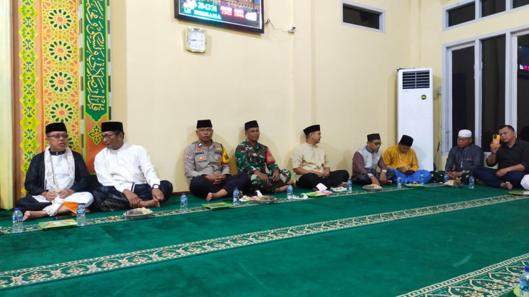 Danramil 09/Kemuning Hadiri Perayaan Isra' Mi'raj Nabi Muhammad SAW di Kelurahan Selensen