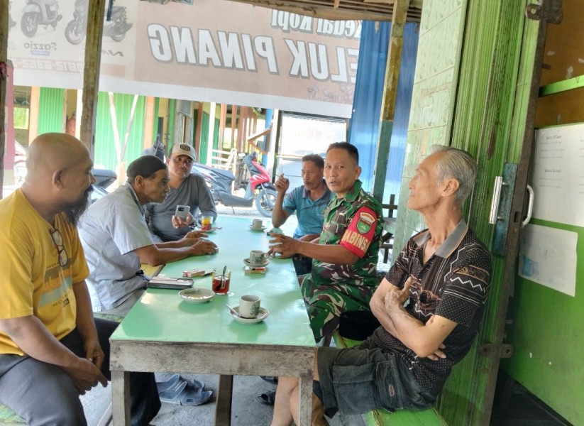 Tingkatkan Sinergitas Melalui Coffee Morning Dilakukan Oleh Bhabinsa Koramil 05/Gas Koptu Umar Nasution