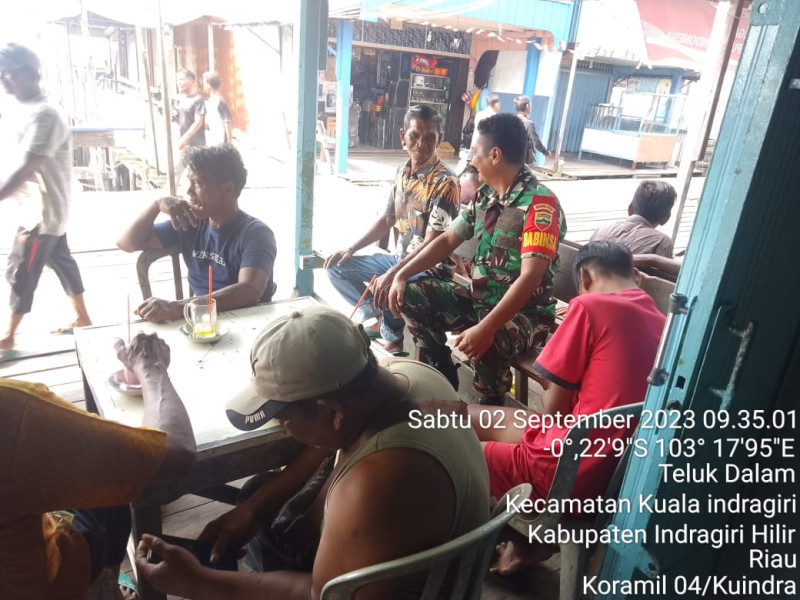 Babinsa Koramil 04/Kuindra Tidak Bosan-bosannya Memberikan Pemahaman dan Pengetahuan Kepada Masyarakat Setempat