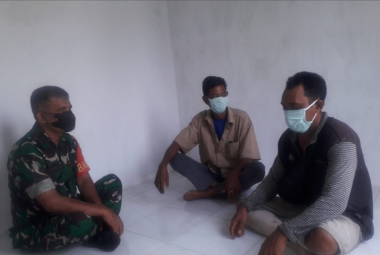 Babinsa Koramil 04/Kuindra Lakukan Komsos Bersama Warga Binaan di Desa Sungai Piyai