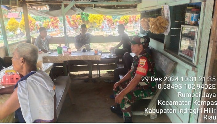 Kedepankan Komsos, Babinsa Koramil 03/Tpl Sambangi Warga Binaan Guna Jalin Hubungan Baik Antara TNI Tomas