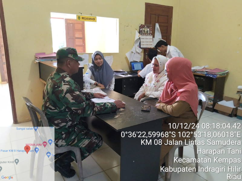Rutinitas di Desa Binaan, Babinsa Koramil 03/Tpl Aktif Komsos Bersama Perangkat Kelurahan