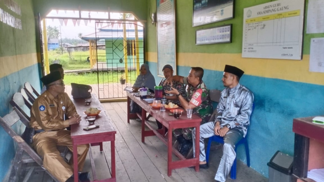 Rutin Laksanakan Komsos Babinsa Koramil 05/GAS Kodim 0314/Inhil  Sertu Guntur Giat Komsos Bersama Warga Binaan Jelang Pilkada 2024