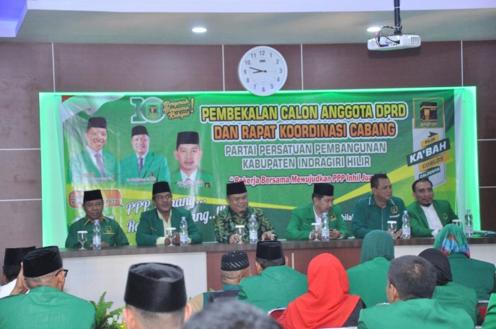 Jon Hendri Hasan Buka Kegiatan Pembekalan Anggota DPRD dan Rakorcab DPC PPP Inhil