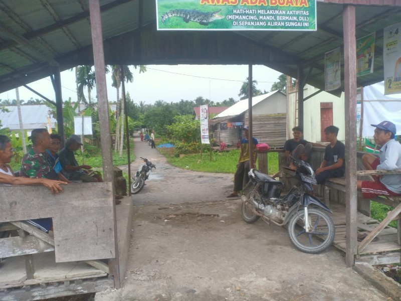 Kegiatan SDM Berhasil Meningkatkan Kesadaran Masyarakat Bersama Babinsa Koramil 07/Reteh