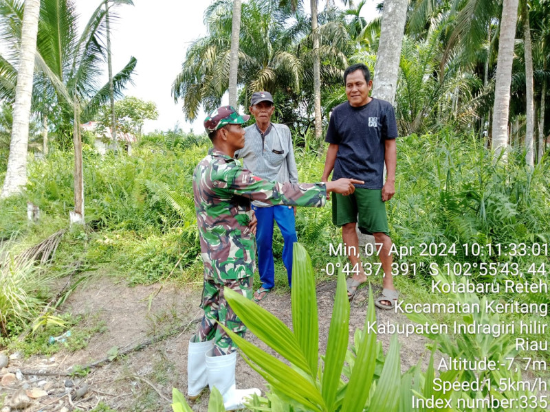 Babinsa Koramil 09/Kmg Turun Untuk Lakukan Pemantauan Terhadap Lahan dan Hutan