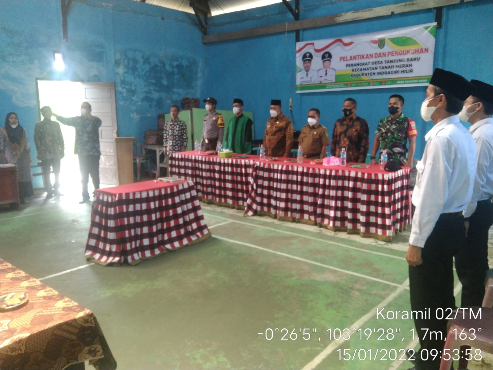 Babinsa Koramil 02/Tanah Merah Hadiri Pelantikan Perangkat Desa Tanjung Baru