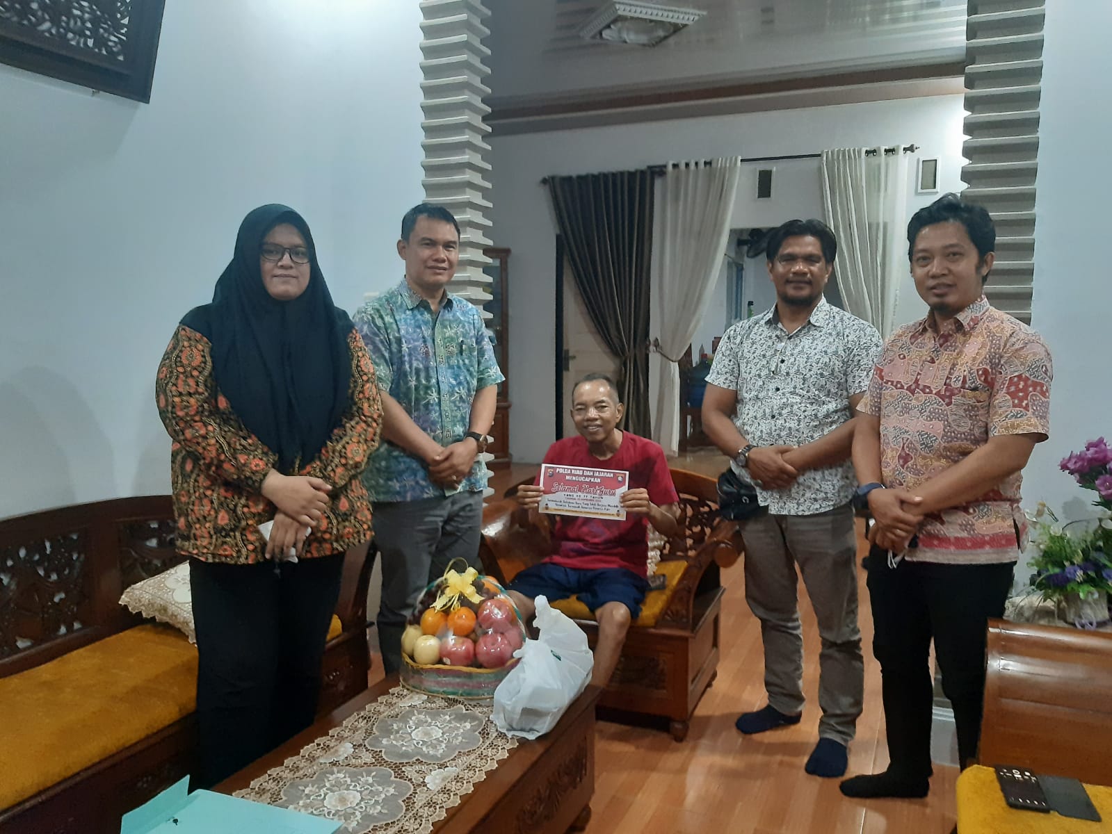 Rombongan Direktur Intelkam Polda Riau Sambangi Salah Satu Rumah Guru Ujang Resmi