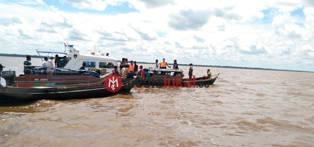 Kapal Kelapa Tenggelam di Perairan Kuindra, 3 Orang Selamat, 1 Masih Dalam Pencarian