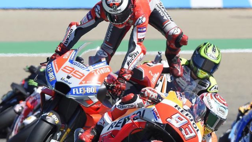 Terbang dari Motor di MotoGP Aragon, Bagaimana Kondisi Lorenzo?